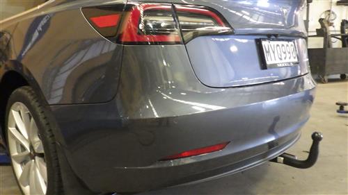 TESLA MODEL 3 SALOON 2017-2023